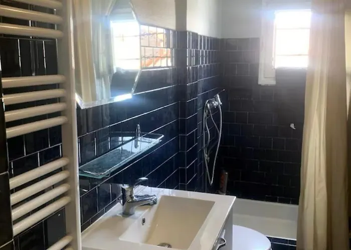 Grande Maison De T7 * Perpignan